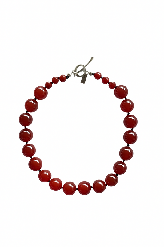 ORB COLLAR NECKLACE IN CARNELIAN